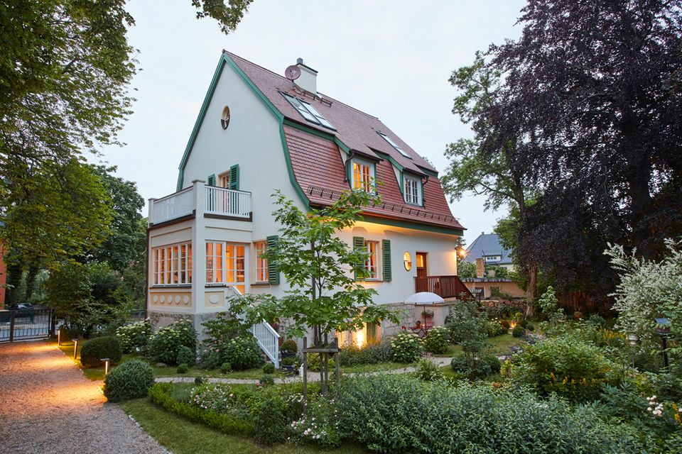 Altbauvilla in neuem Glanz modern saniert [SCHÖNER WOHNEN]