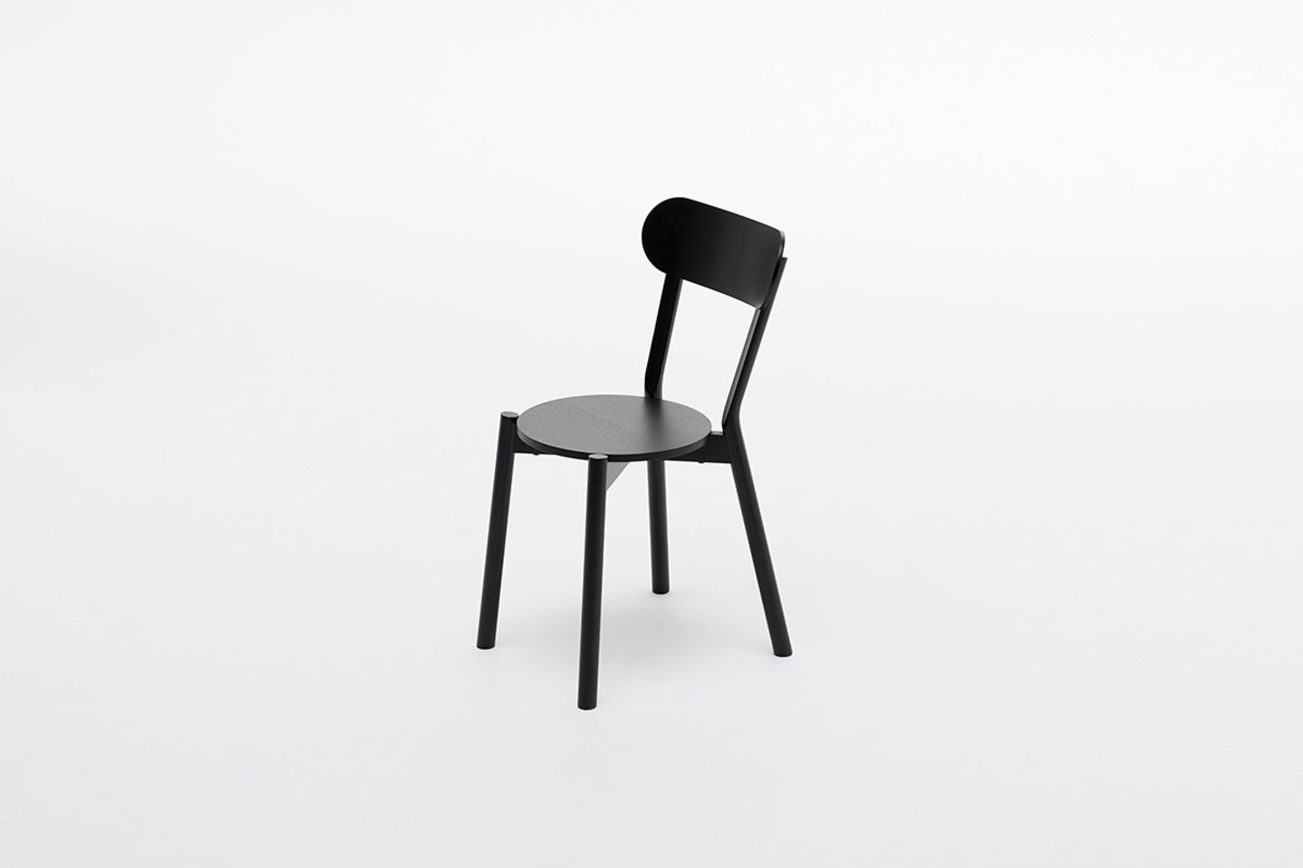 Stuhl "Castor" von Karimoku New Standard