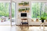 Home Office mit Ausblick und viel Grün
