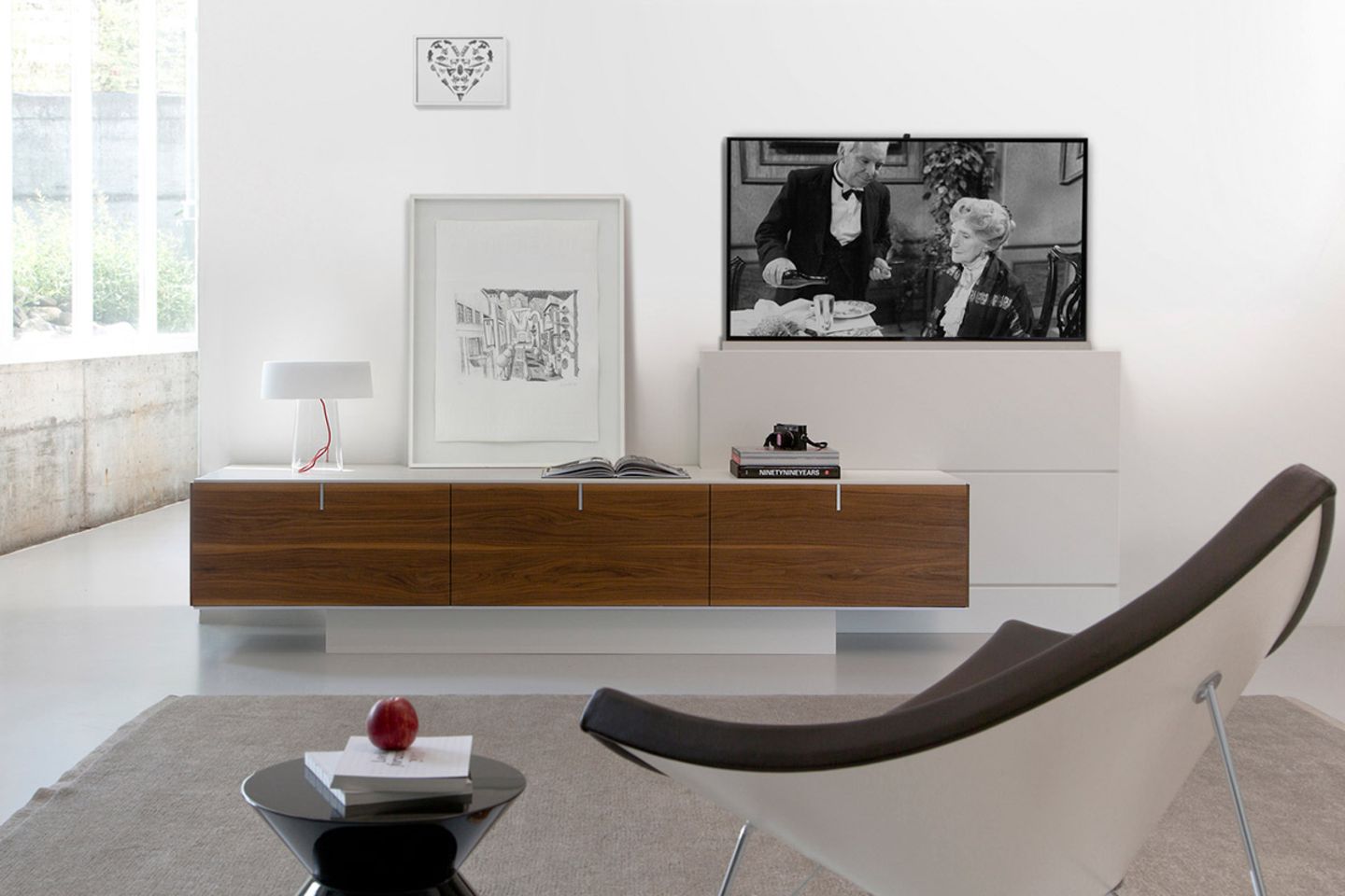 Mediasystem "Balance" von Mobimex in einem modern eingerichtetem Wohnzimmer
