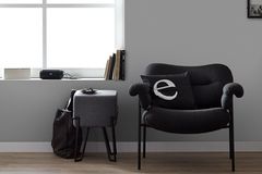 Gemütlichkeit und lässigen Schick bringt „Cool Grey“.