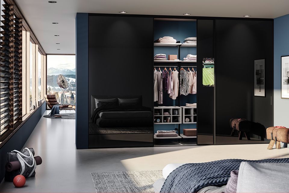 In der Schranktür integrierter Bildschirm - Bild 7 - [SCHÖNER WOHNEN]