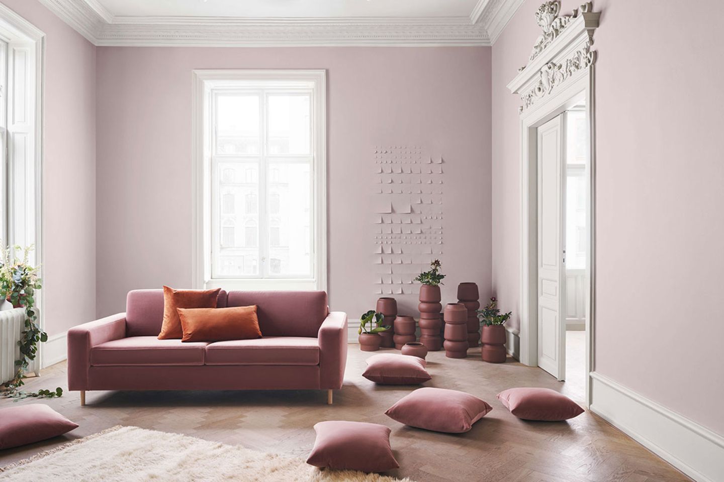 Kühles, zartes Rosa im Wohnzimmer