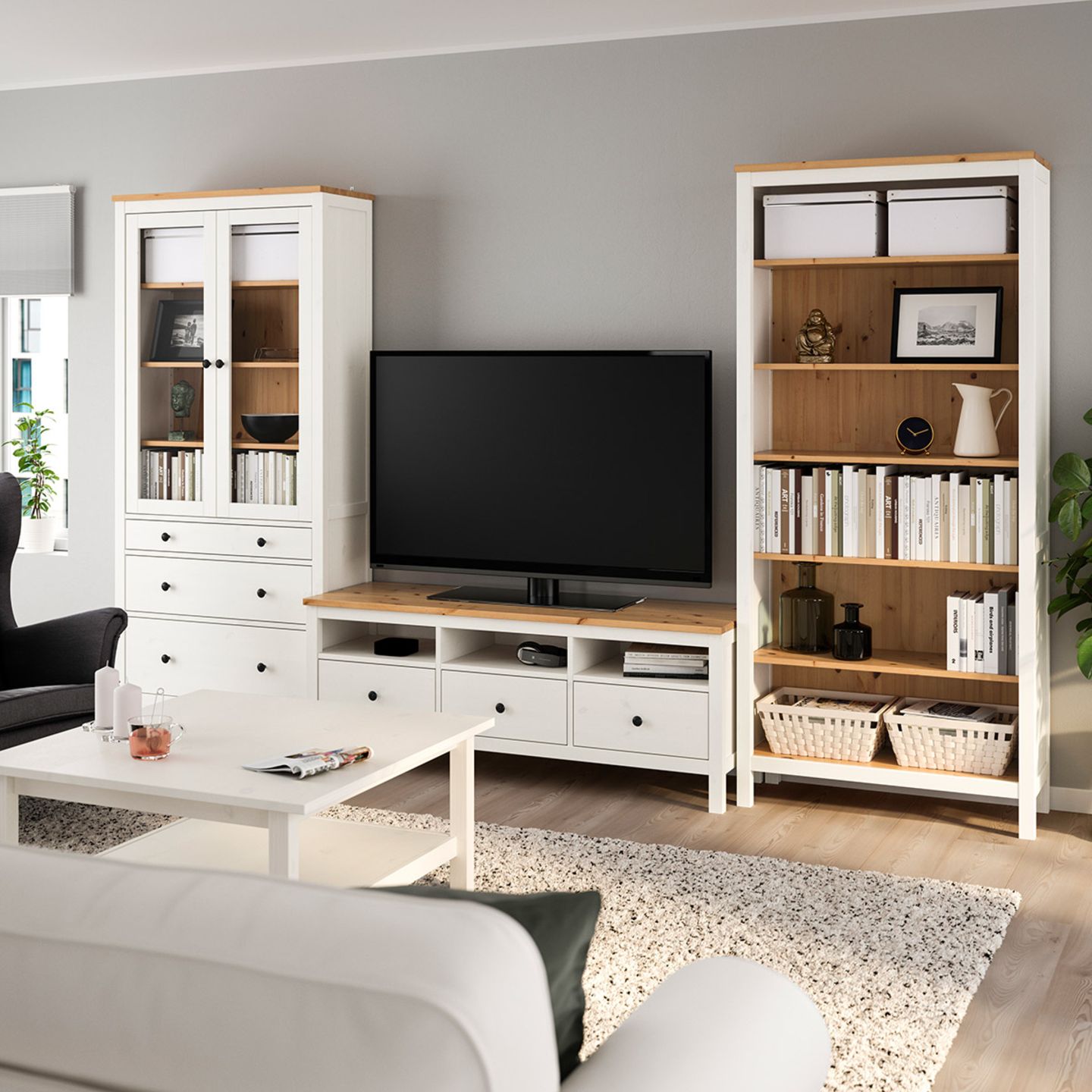 Wohnwand "Hemnes" mit TV-Möbel - [SCHÖNER WOHNEN]