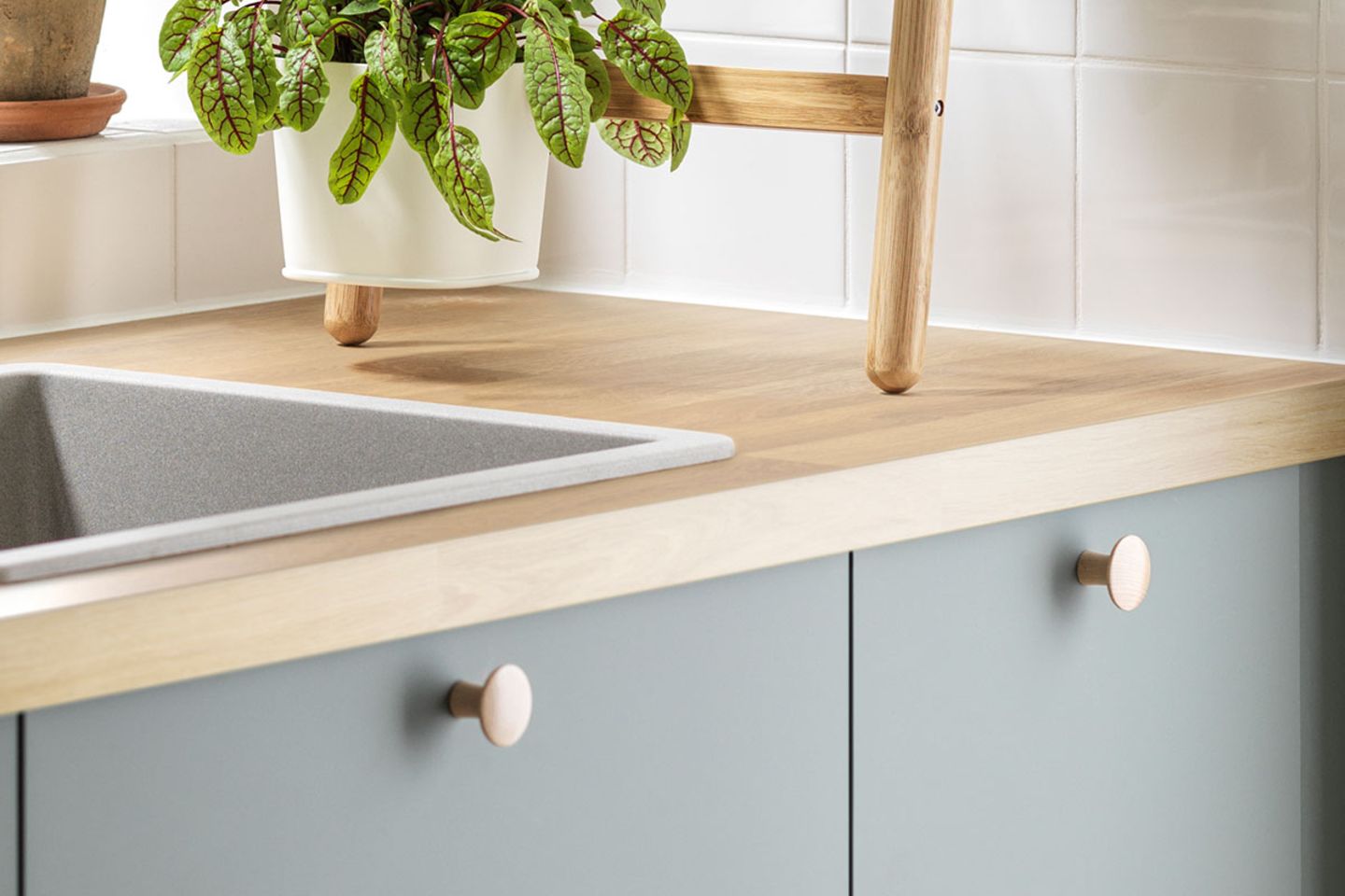 Kleine Details im neuen Katalog: Knopf 