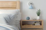 Echo Dot im Schlafzimmer