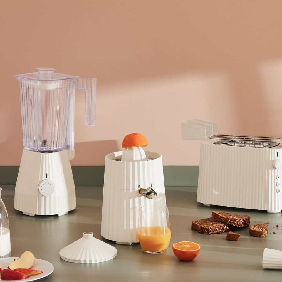 "Plisse": Küchengeräte von Alessi in Weiß Alessi - Plissé Reihe