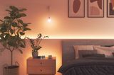 Beleuchtetes Schlafzimmer mit atmosphärischem warmweißem Licht