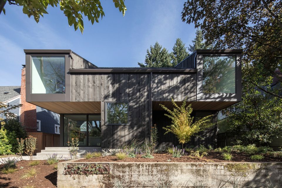 Haus in Portland mit Holzlatten-Konstruktion