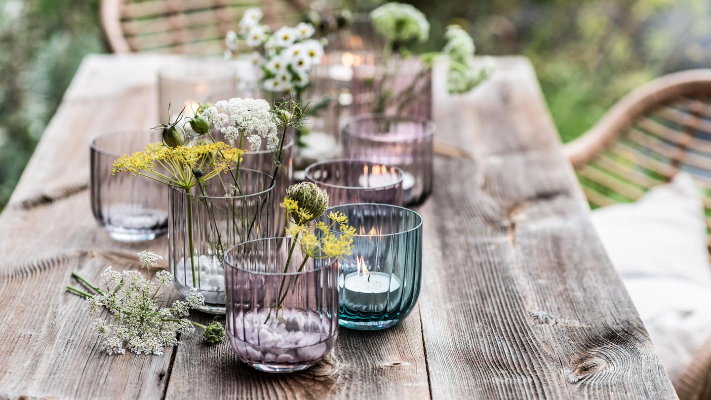 Bunte Frhblher im Blumenkasten fr den Balkon - [SCHNER WOHNEN]