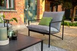Gepolsterter Outdoor-Stuhl mit Tisch