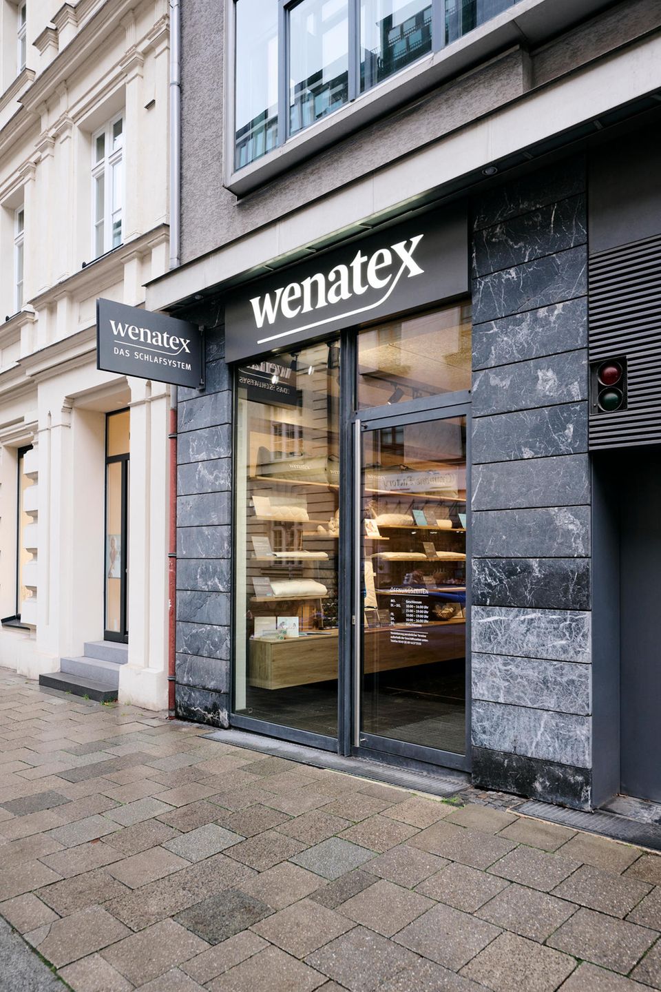 Der Wenatex-Experience-Store von außen.