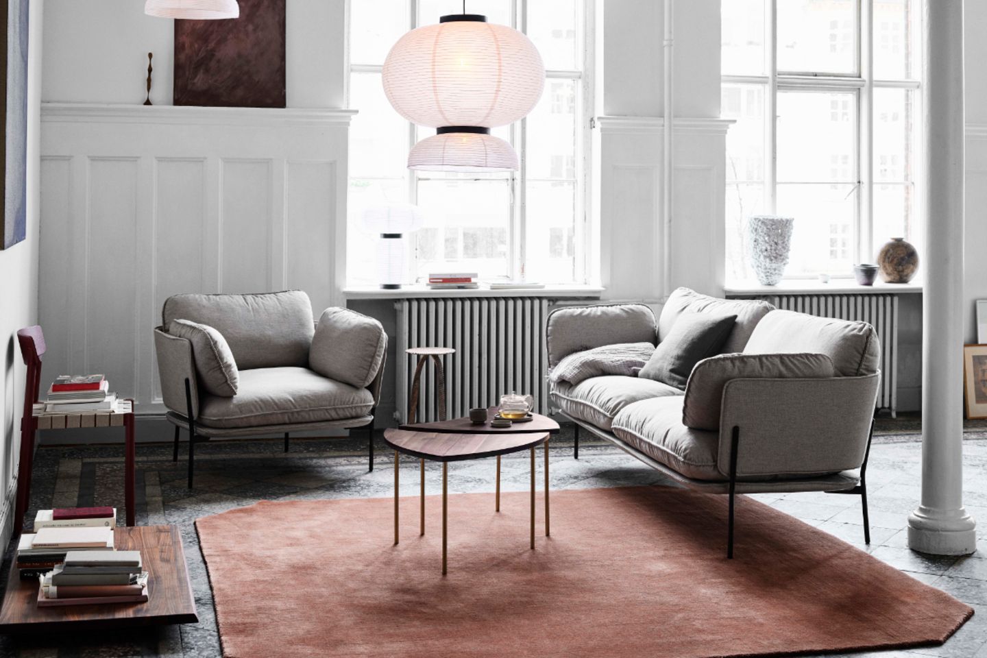 Sofa als Raumtrenner für gemütliche Fernsehecke