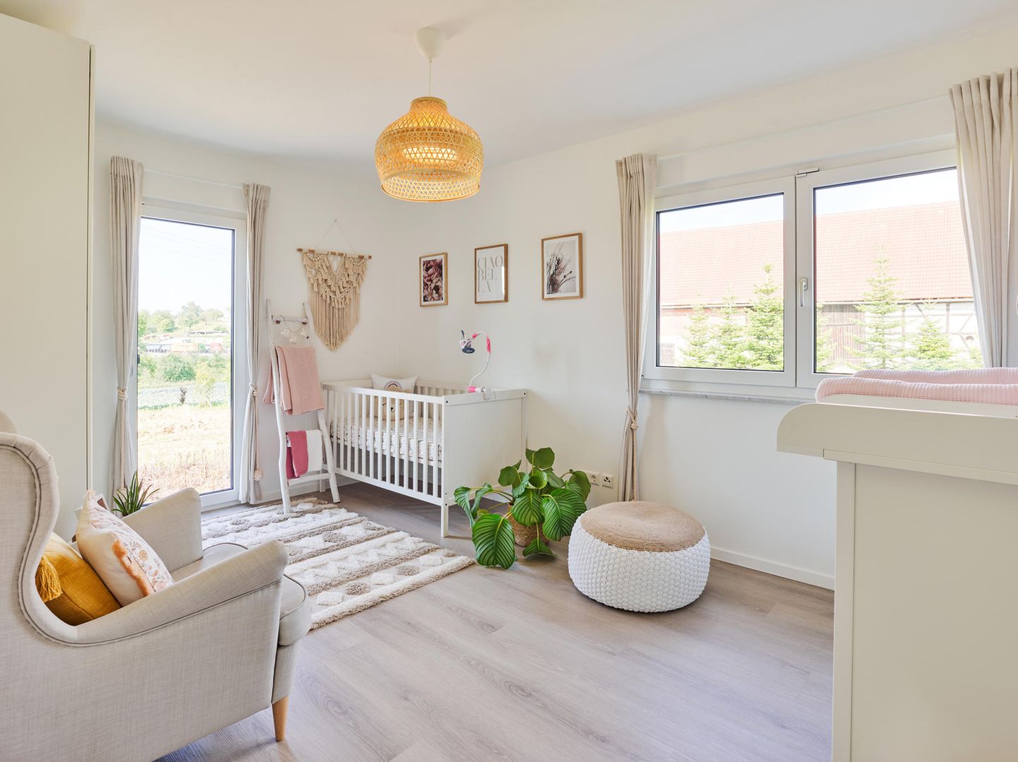 Kinderzimmer in Weiß - [SCHÖNER WOHNEN]