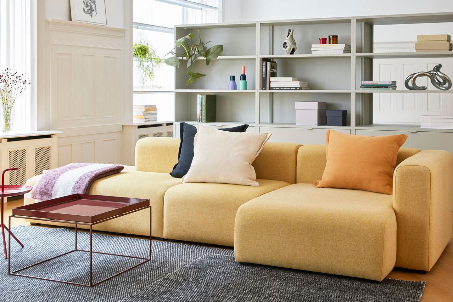 Die ideale Position fürs Sofa im Wohnzimmer finden [SCHÖNER WOHNEN]