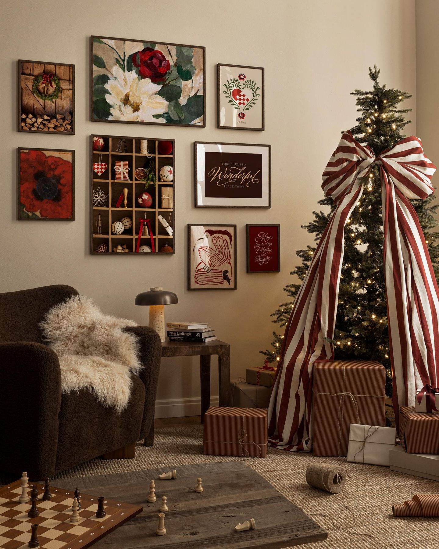 Maximalismus zu Weihnachten: So gelingt der üppige Festtagslook