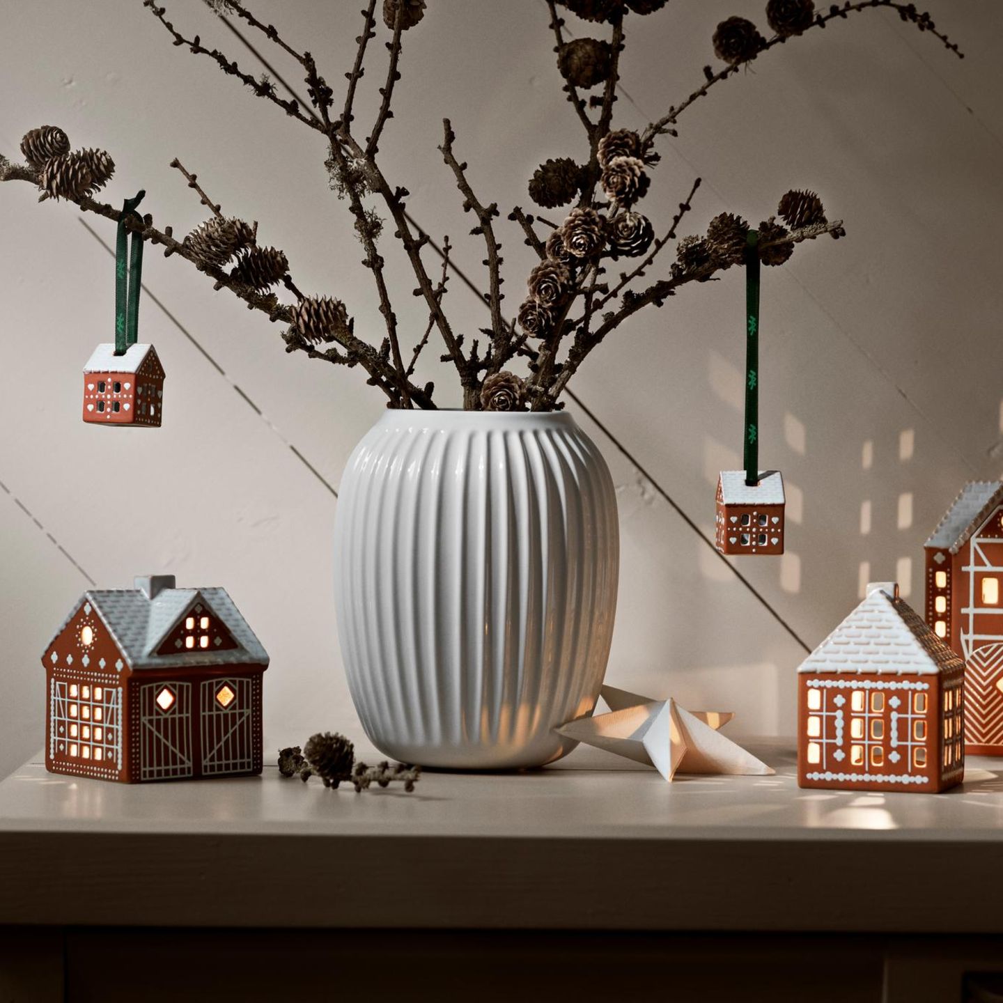 Kommoden & Sideboards weihnachtlich dekorieren