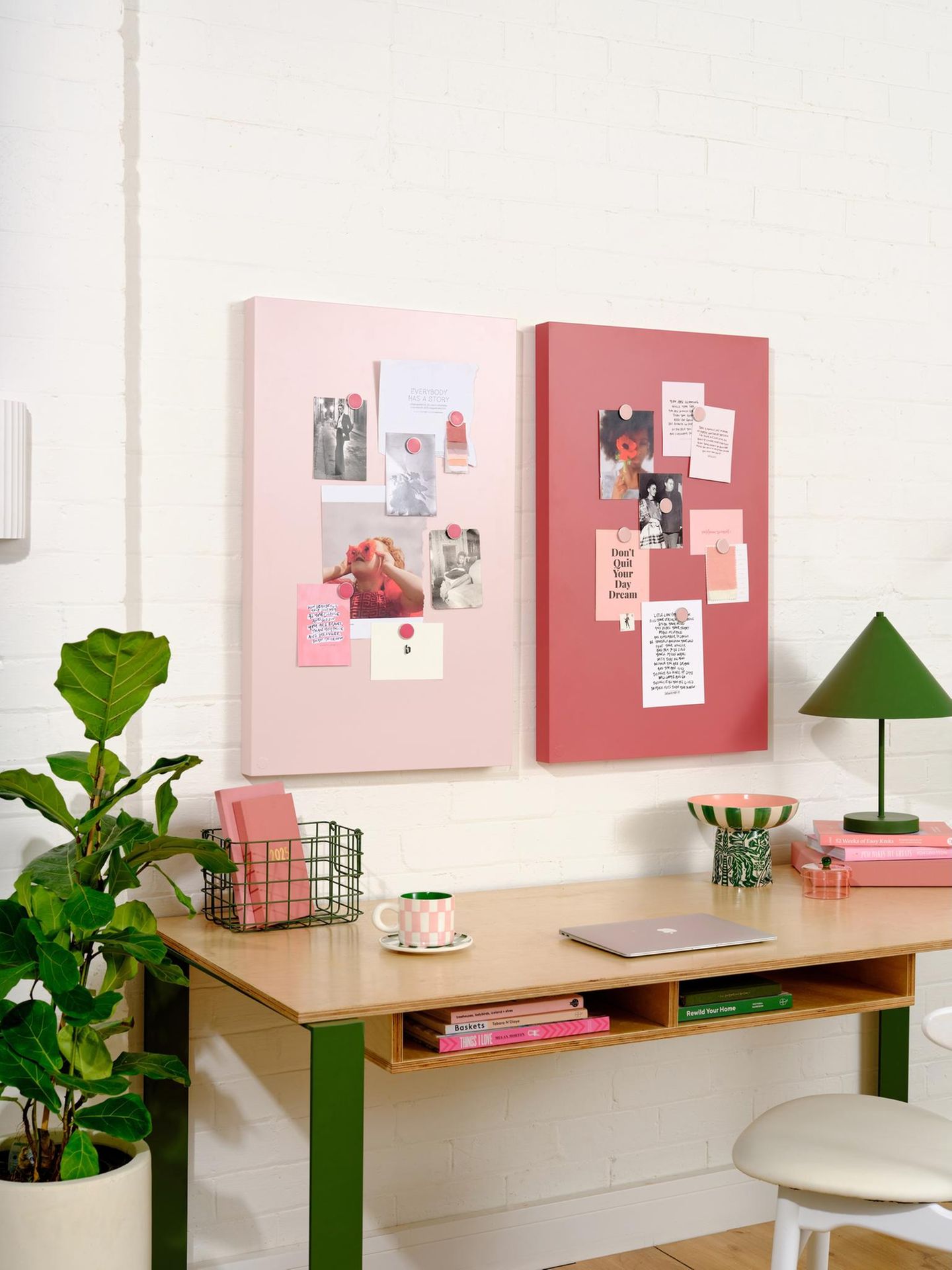 Schreibtisch organisieren: So bleibt der Arbeitsplatz ordentlich ...