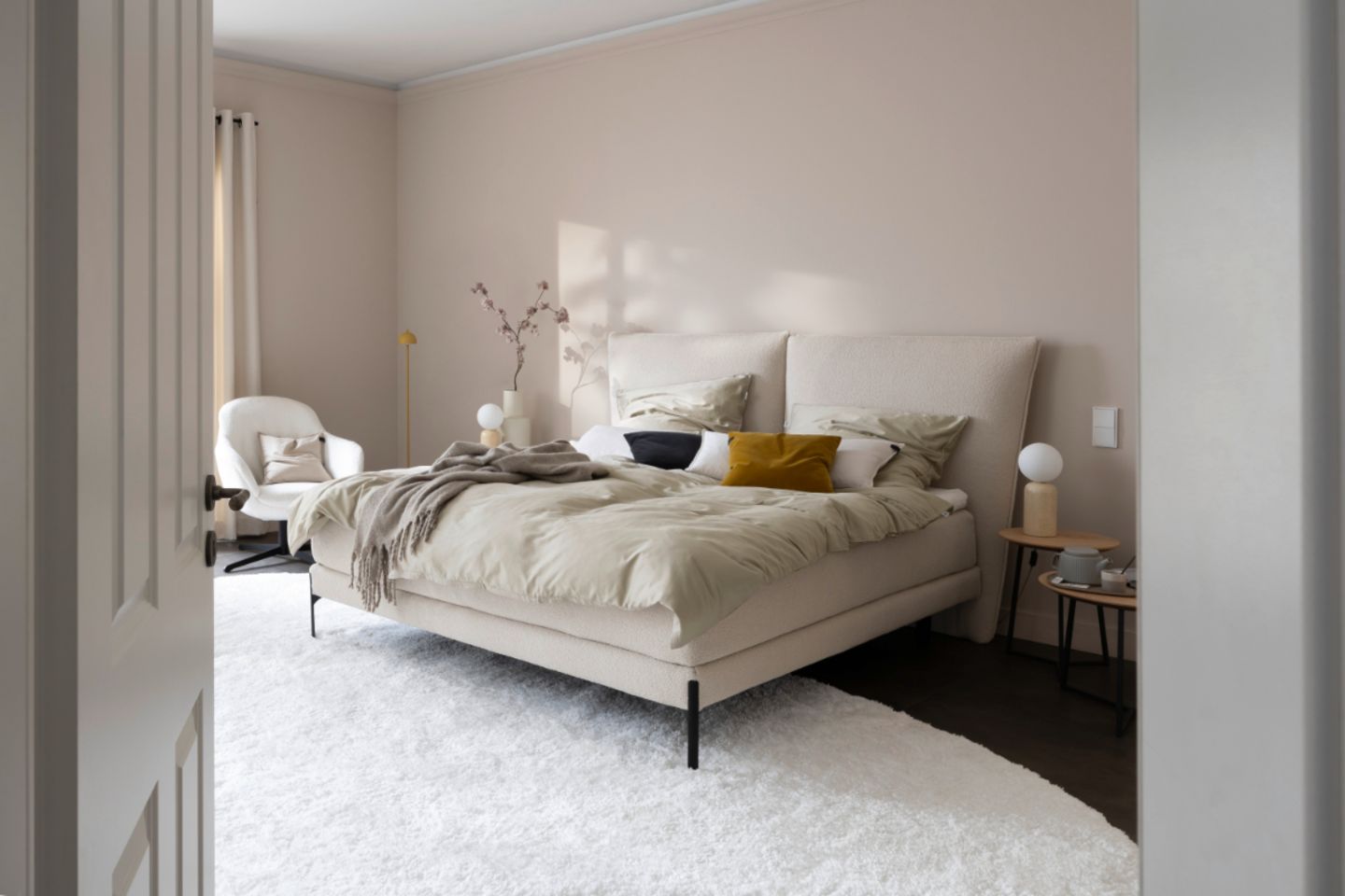 Schlafzimmer in Beige – Ruhe, die bleibt