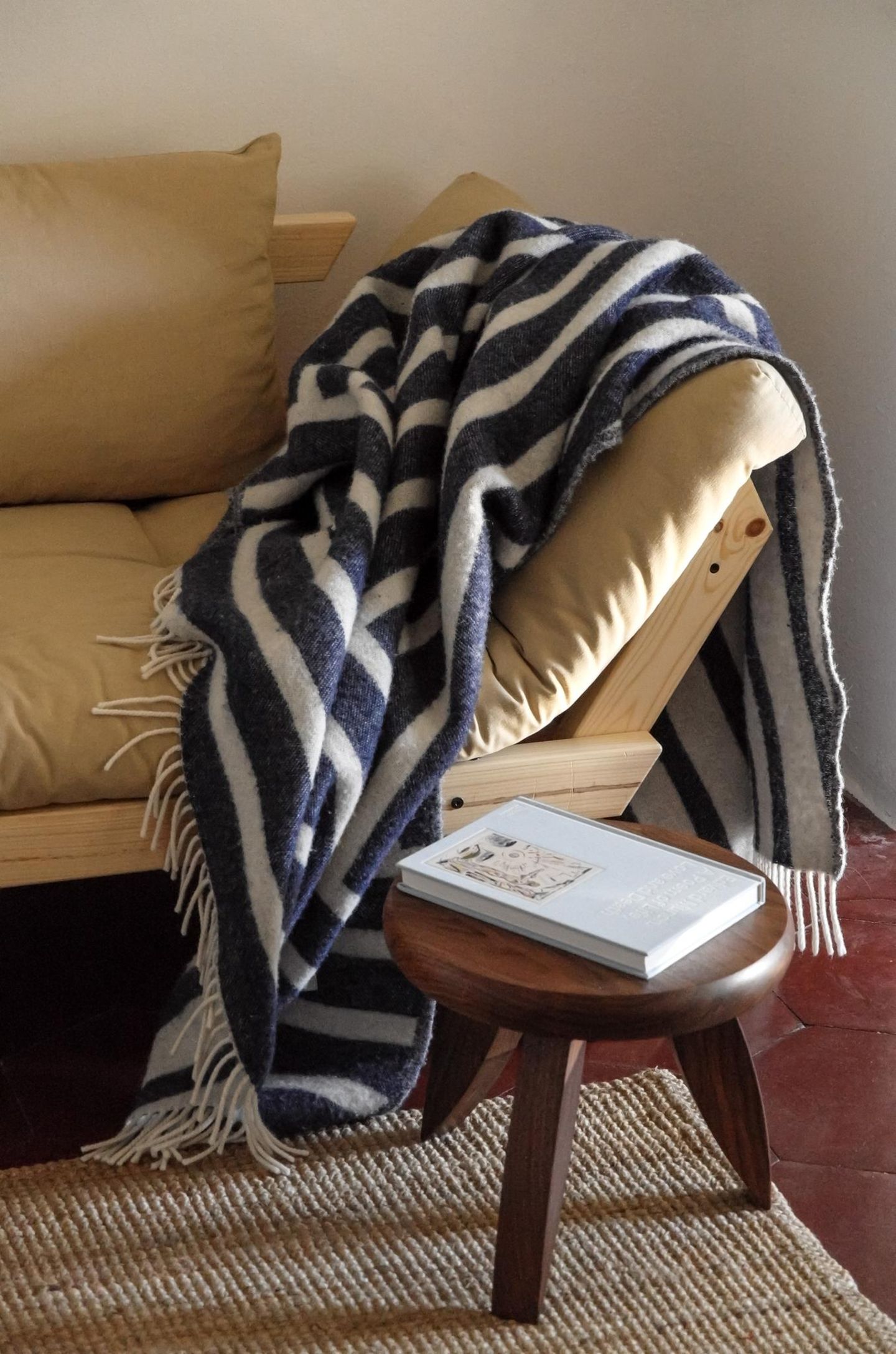 Hochwertige Kuscheldecken fürs Sofa – unsere Favoriten